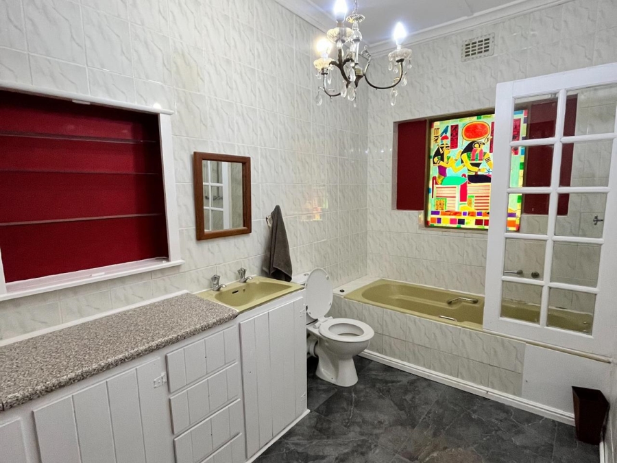 4 Bedroom Property for Sale in Porterville Western Cape